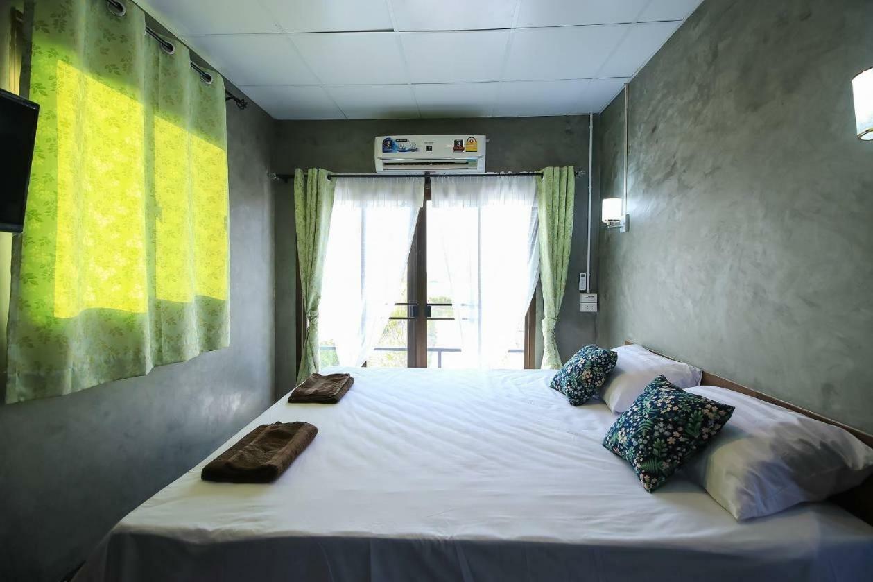 Falik Farm Stay พระนครศรีอยุธยา ภายนอก รูปภาพ